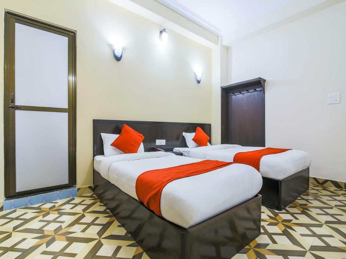 Oyo 315 Aadarsha Inn Румминдей Экстерьер фото