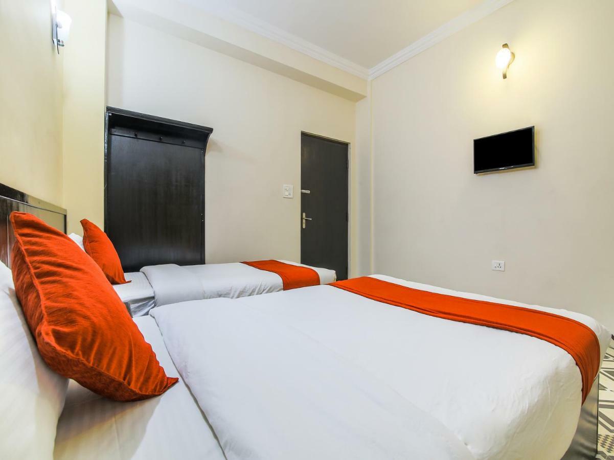 Oyo 315 Aadarsha Inn Румминдей Экстерьер фото