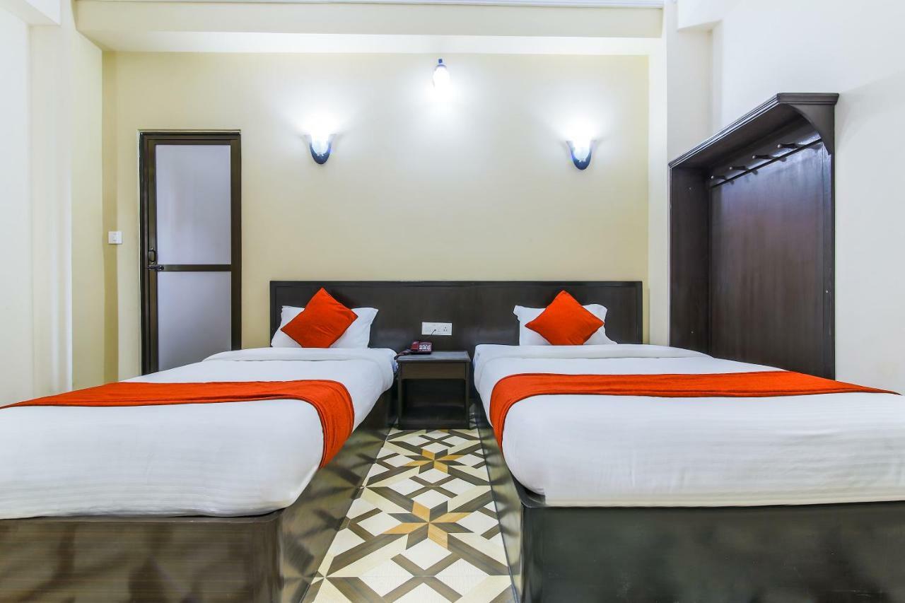Oyo 315 Aadarsha Inn Румминдей Экстерьер фото