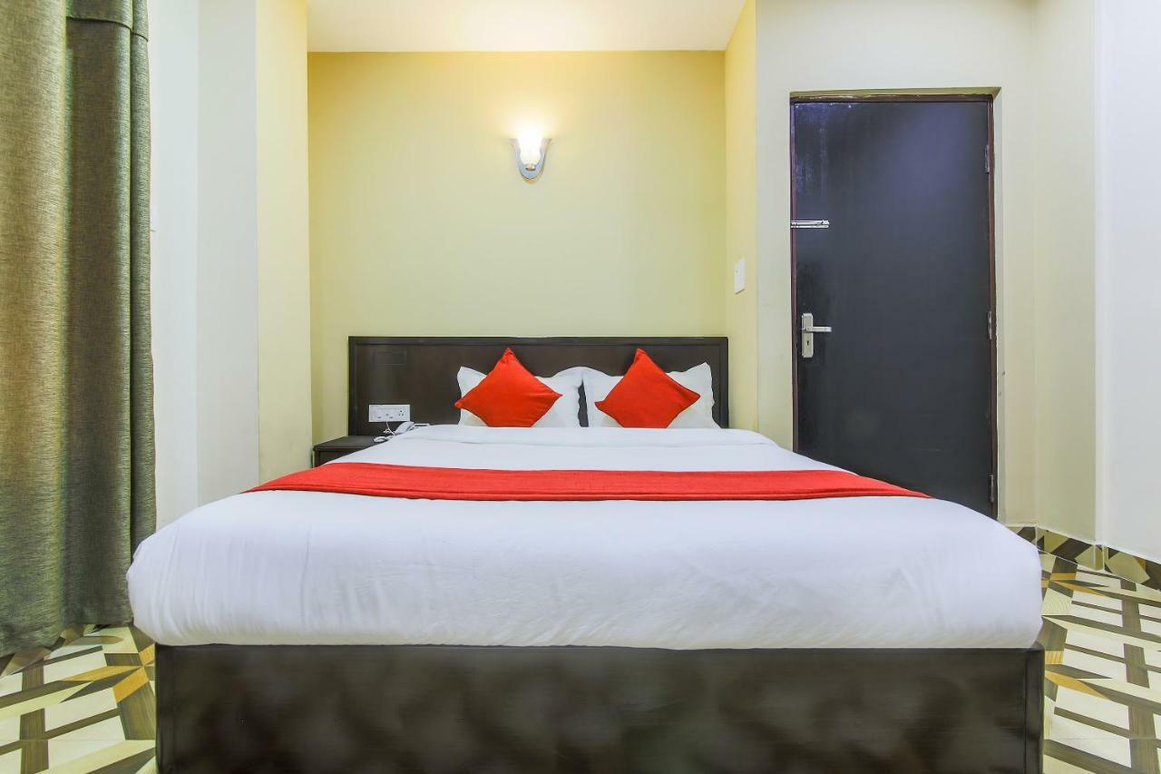 Oyo 315 Aadarsha Inn Румминдей Экстерьер фото