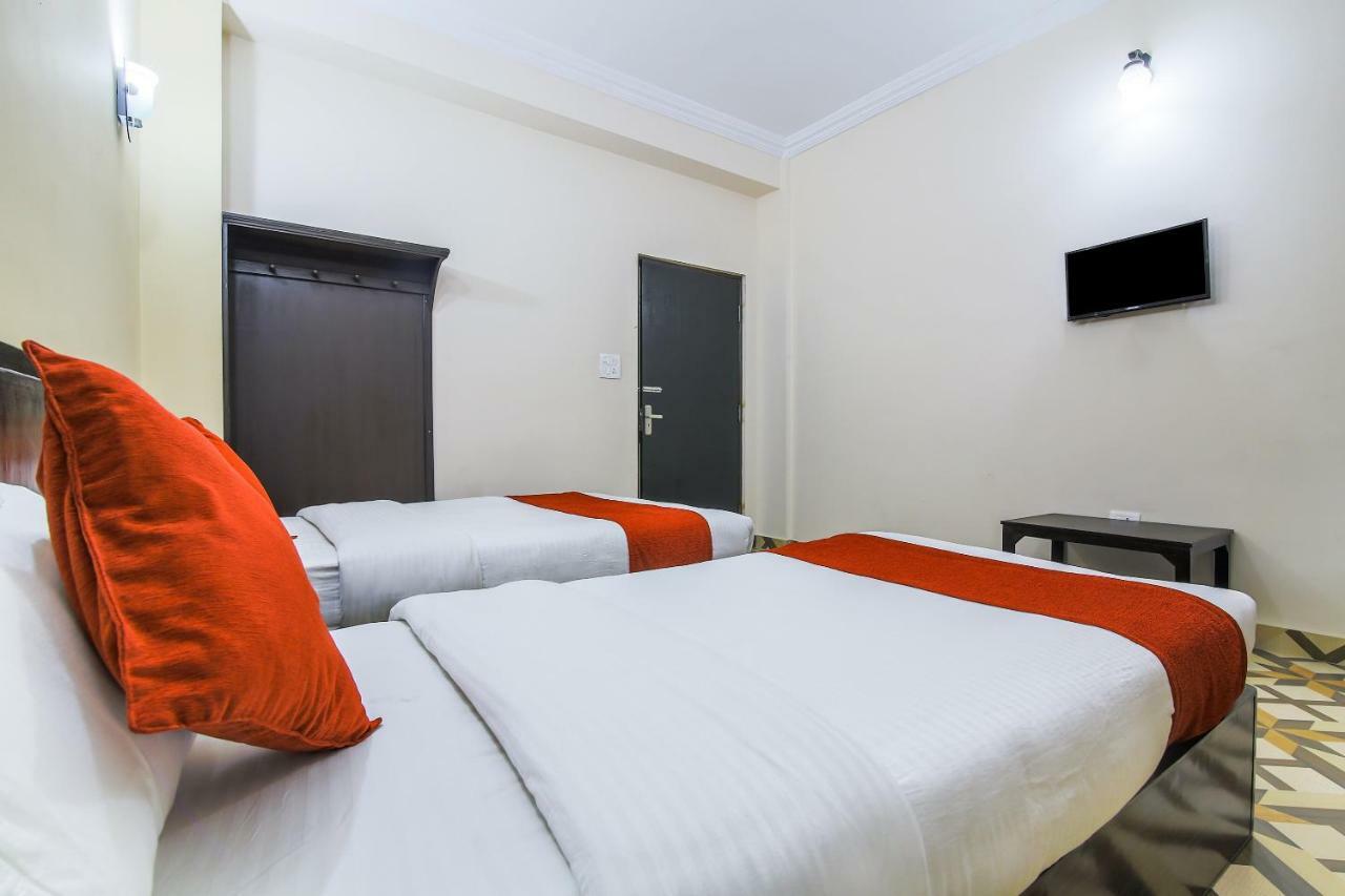 Oyo 315 Aadarsha Inn Румминдей Экстерьер фото